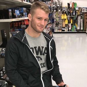 Meet your Posher, Zachary